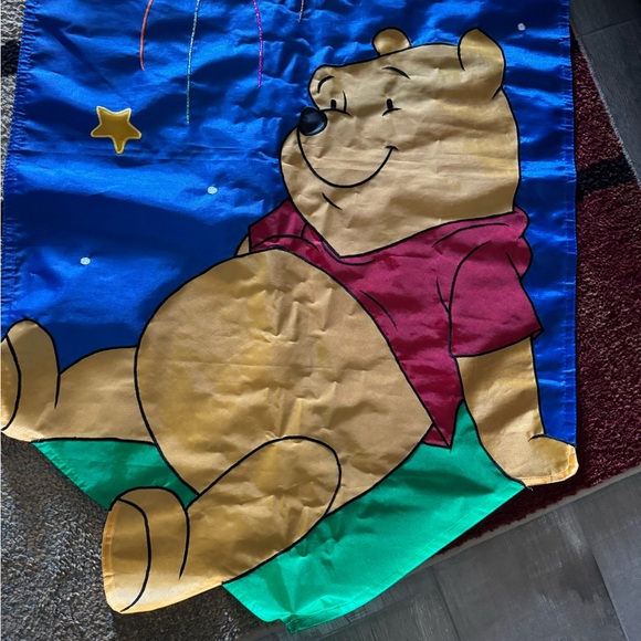 Brand new Pooh yard flag - Picture 4 of 5